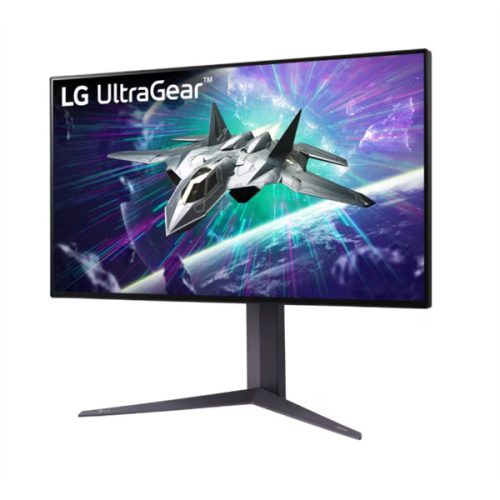 LG Gaming 160Hz IPS monitor 27" 27GR95UM, 3840x2160, 16:9, 450cd/m2, 1ms, HDMIx2/DisplayPort/USBx3, hangszóró