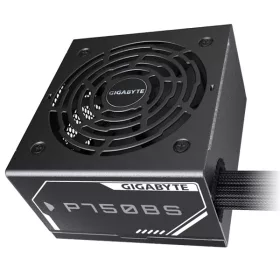 GIGABYTE Tápegység 750W 80+ Bronze