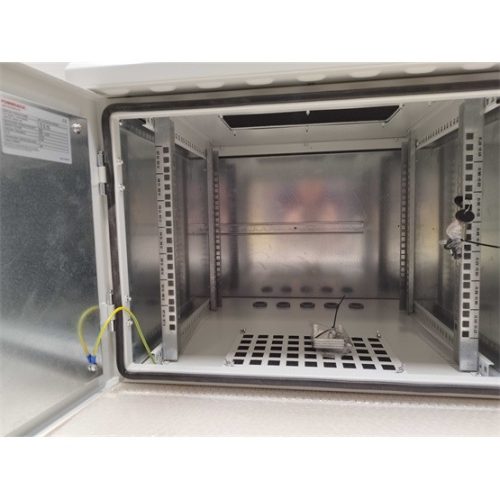 FORMRACK 20U 600x600 IP66 kültéri fali rack szekrény, dupla rétegű